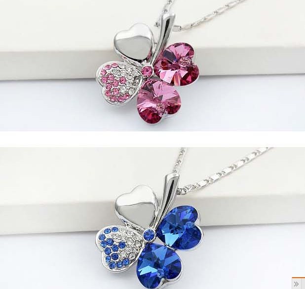 Clover Necklace